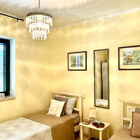 Apartment Tri Kiparisa Tivat Exterior foto
